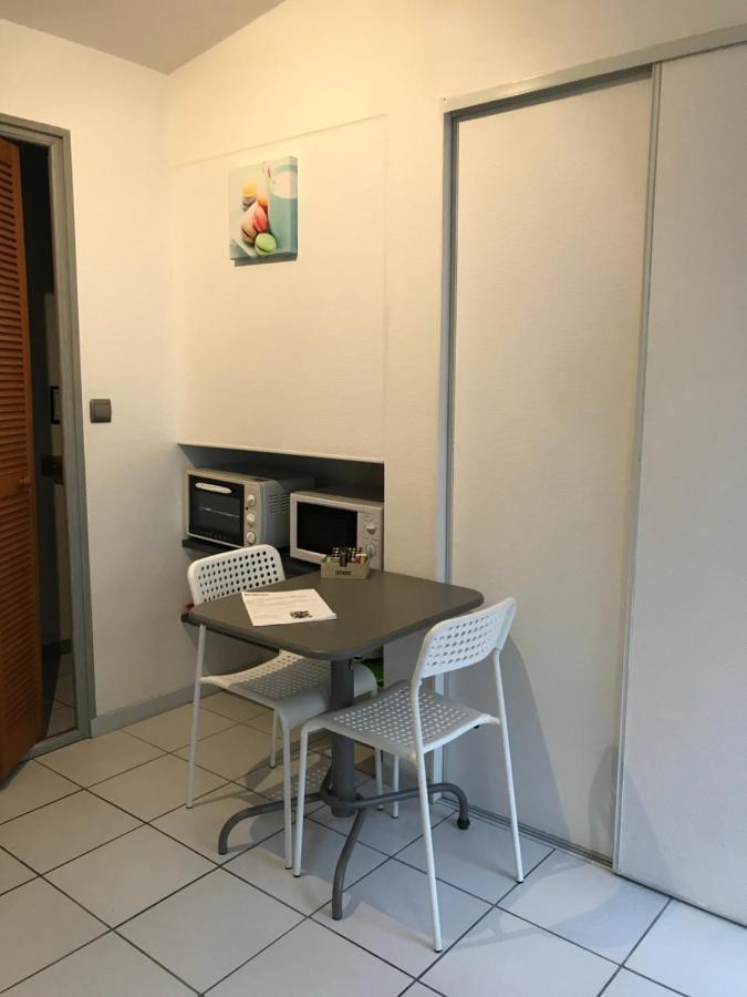 Résidence Pierre François La Roche-sur-Yon Esterno foto