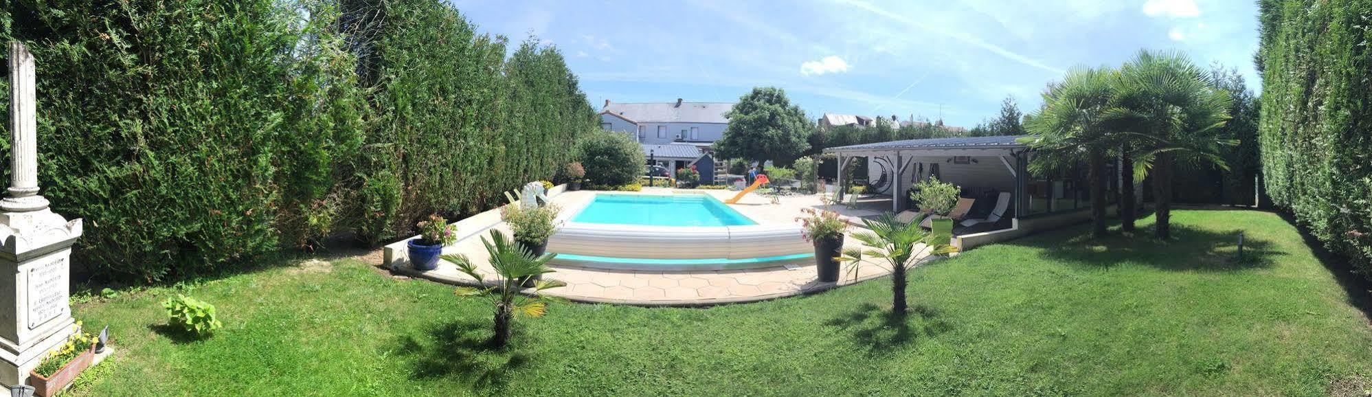 Résidence Pierre François La Roche-sur-Yon Esterno foto